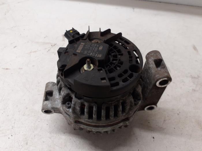 Begagnade Dynamo Ford Transit 2.0 TDdi 16V Pris € 50,00 Marginaltabell erbjuds av Autodemontage van de Laar