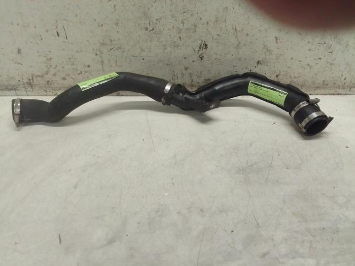 Gebrauchte Intercooler Schlauch Ford Transit Connect (PJ2) 1.5 TDCi Preis auf Anfrage angeboten von Autodemontage van de Laar