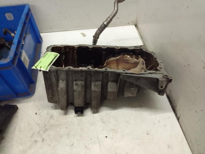 Used Sump Audi A4 Price € 100,00 Margin scheme offered by Autodemontage van de Laar