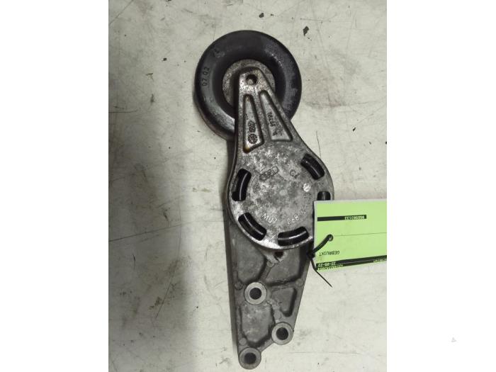 Usados Rodillo tensor correa múltiple Audi A4 Precio € 25,00 Norma de margen ofrecido por Autodemontage van de Laar