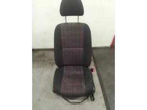 Used Seat, right Mercedes Sprinter 5t (906.63/65) 516 CDI 16V Price € 302,50 Inclusive VAT offered by Autodemontage van de Laar