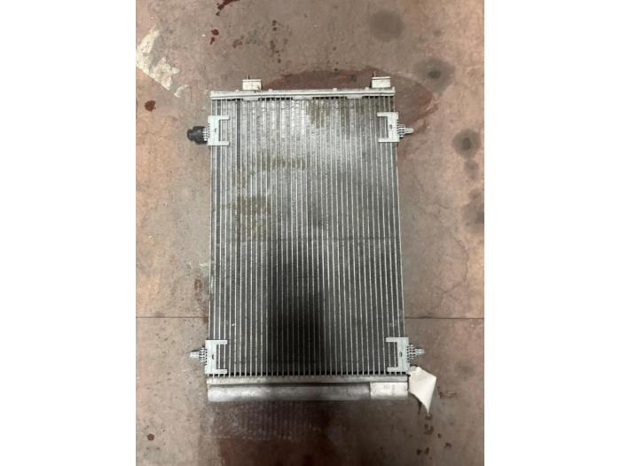 Begagnade AC-radiator Peugeot 307 SW (3H) 2.0 HDi 90 Pris € 70,00 Marginaltabell erbjuds av Autodemontage van de Laar