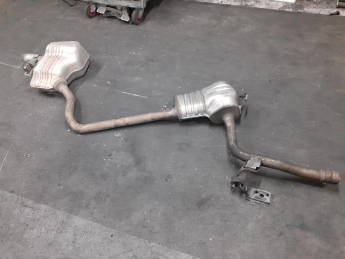 Gebrauchte Auspuff Enddämpfer Audi A4 Avant (B9) 1.4 TFSI 16V Preis € 175,00 Margenregelung angeboten von Autodemontage van de Laar