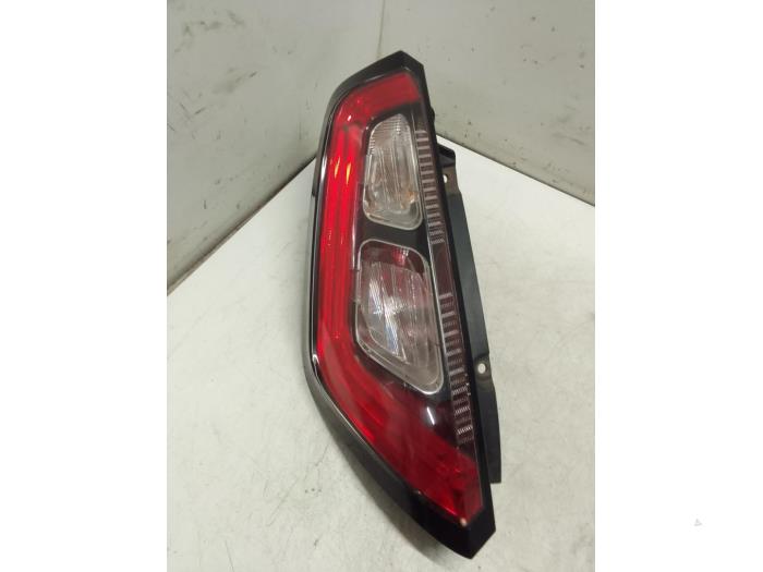 Taillight, left from a Fiat Punto Evo (199) 1.2 Euro 5 2011