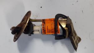 Usados Bomba de gasolina Daewoo Nexia 1.5 GL 8V Precio € 35,00 Norma de margen ofrecido por Autodemontage van de Laar