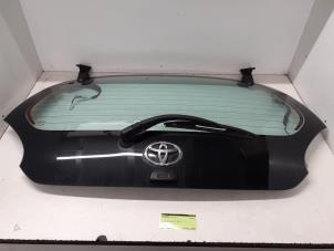 Usagé Hayon Toyota Aygo (B10) 1.0 12V VVT-i Prix € 100,00 Règlement à la marge proposé par Autodemontage van de Laar