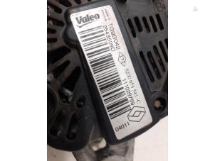 Dynamo van een Renault Wind (EN/E4) 1.2 16V GT TCE eco2 2011