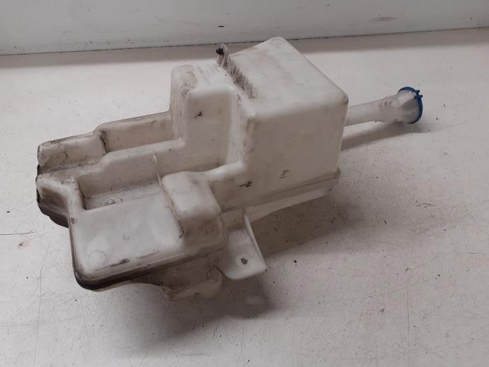 Front windscreen washer reservoir from a Volvo V40 (MV) 1.6 D2 2014