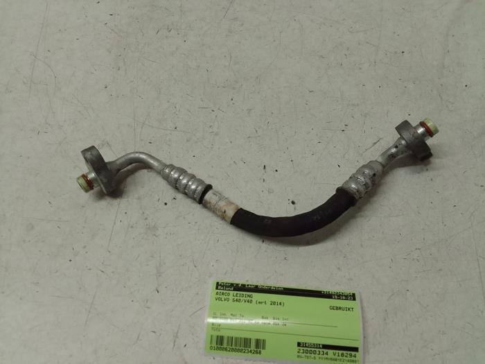 Air conditioning line from a Volvo V40 (MV) 1.6 D2 2014