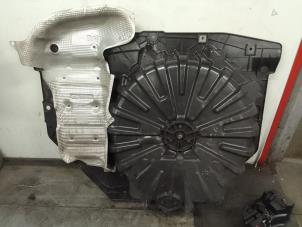 Used Spare wheel holder Renault Grand Scénic IV (RFAR) 1.3 TCE 160 16V Price € 250,00 Margin scheme offered by Autodemontage van de Laar