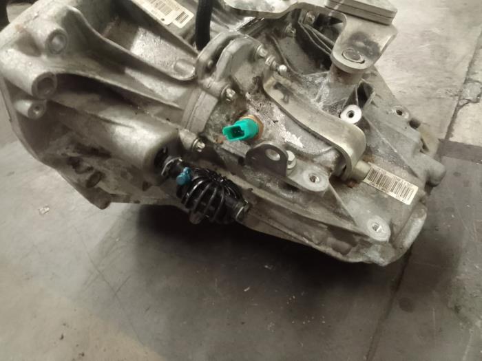 Gearbox Dacia Duster 1.3 TCE 130 16V - CMTX26 D382324 TL4355