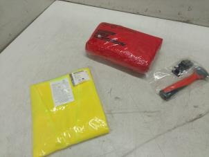 Used First aid kit Opel Corsa F (UB/UH/UP) 1.2 Turbo 12V 100 Price € 25,00 Margin scheme offered by Autodemontage van de Laar