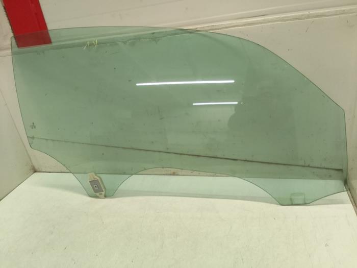 Door window 2-door, right from a Volkswagen Beetle (16AE) 2.0 TDI 16V 2014