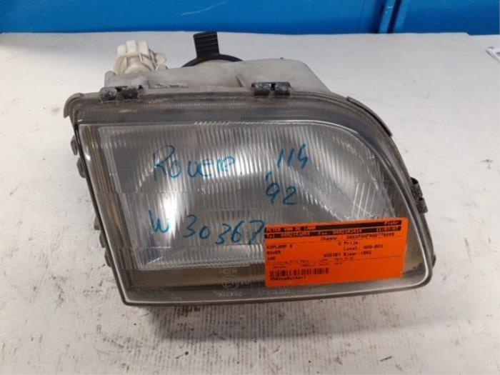Używane Reflektor prawy Rover 100/Metro (XP) 114 Gta 16V SPi Cena € 25,00 Procedura marży oferowane przez Autodemontage van de Laar