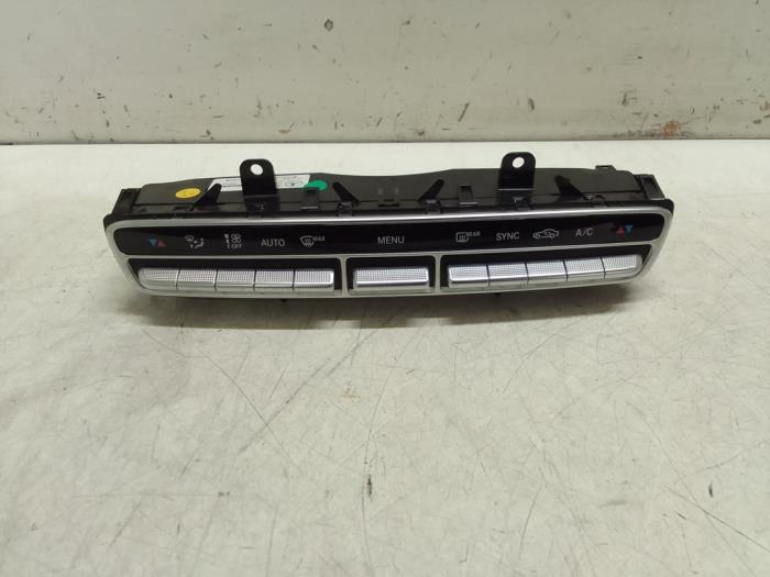 Begagnade Värmekontrollpanel Mercedes E (W213) E-220d 2.0 Turbo 16V Pris € 125,00 Marginaltabell erbjuds av Autodemontage van de Laar