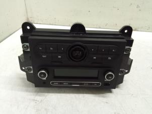 Gebrauchte Radio Renault Twingo III (AH) 1.0 SCe 70 12V Preis € 140,00 Margenregelung angeboten von Autodemontage van de Laar