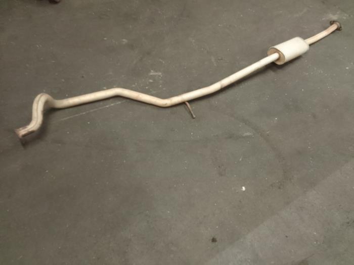 Gebrauchte Auspuff Mitteldämpfer Peugeot 206 SW (2E/K) 1.4 Preis € 75,00 Margenregelung angeboten von Autodemontage van de Laar