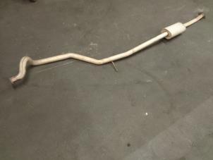 Usagé Echappement silencieux central Peugeot 206 SW (2E/K) 1.4 Prix € 75,00 Règlement à la marge proposé par Autodemontage van de Laar