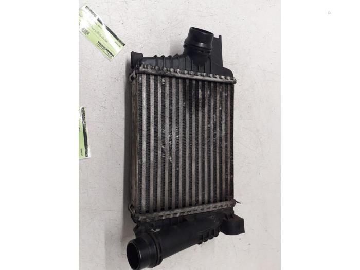 Usagé Intercooler Renault Clio IV Estate/Grandtour (7R) 1.5 Energy dCi 90 FAP Prix € 75,00 Règlement à la marge proposé par Autodemontage van de Laar