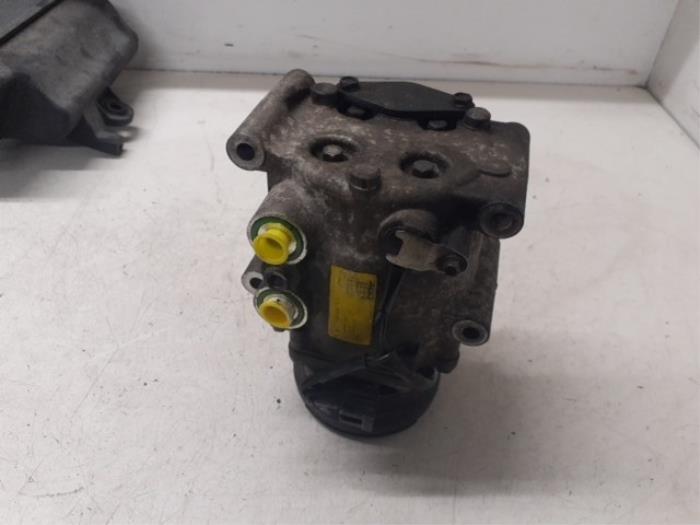 Gebrauchte Klimapumpe Ford Transit Connect 1.8 16V Preis € 75,00 Margenregelung angeboten von Autodemontage van de Laar