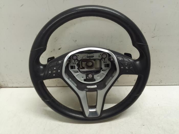 Begagnade Ratt Mercedes CLA (117.3) 2.2 CLA-220 CDI, 220 d 16V Pris € 150,00 Marginaltabell erbjuds av Autodemontage van de Laar