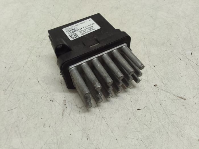 Heater resistor from a Ford Fiesta 6 (JA8) 1.25 16V 2012