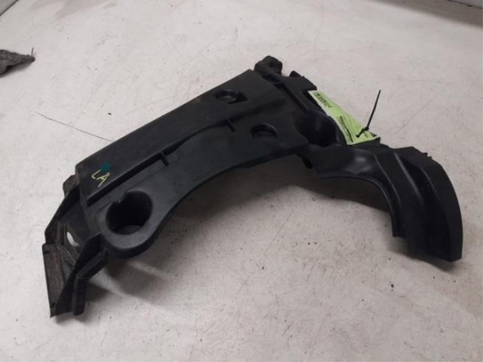 Rear bumper bracket, left from a Renault Kangoo Express (FW) 1.5 dCi 75 FAP 2019