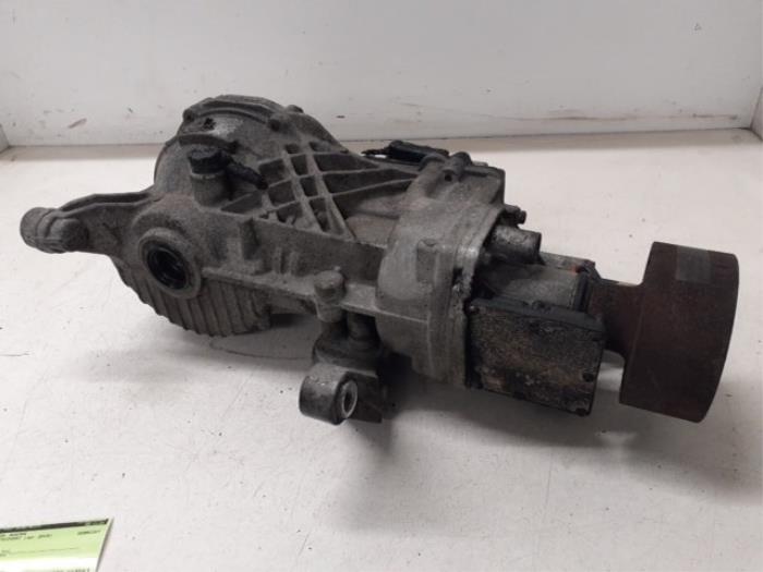 Rear differential from a Land Rover Discovery Sport (LC) 2.0 Si4 16V 2015