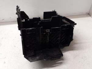Used Battery box Renault Trafic (1FL/2FL/3FL/4FL) 2.0 dCi 16V 150 Price on request offered by Autodemontage van de Laar