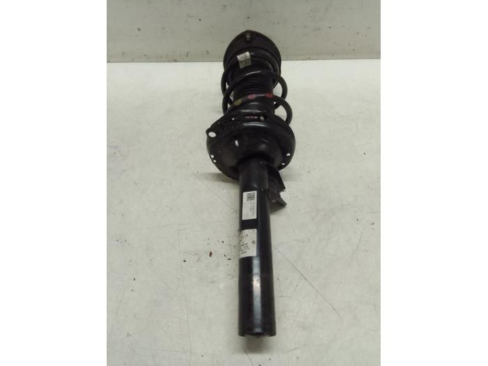 Front shock absorber rod, right from a Seat Leon ST (5FF) 1.0 TSI 12V 2019