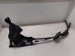 Used Gearbox shift cable Renault Grand Scénic III (JZ) 1.2 16V TCe 115 Price on request offered by Autodemontage van de Laar