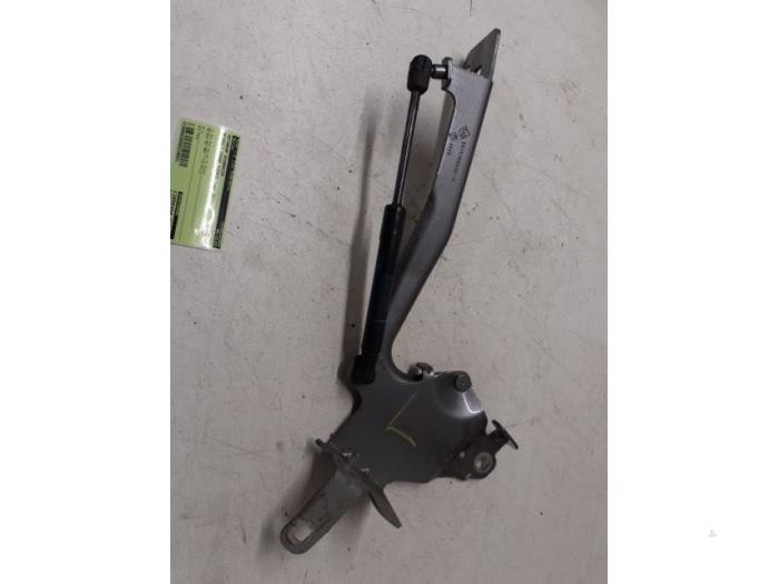 Bonnet Hinge from a Renault Grand Scénic III (JZ) 1.2 16V TCe 115 2014