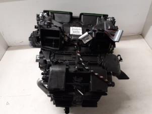 Used Heater housing Renault Grand Scénic III (JZ) 1.2 16V TCe 115 Price on request offered by Autodemontage van de Laar