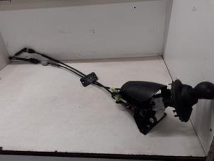 Used Gearbox shift cable Renault Trafic (1FL/2FL/3FL/4FL) 1.6 dCi 95 Price on request offered by Autodemontage van de Laar