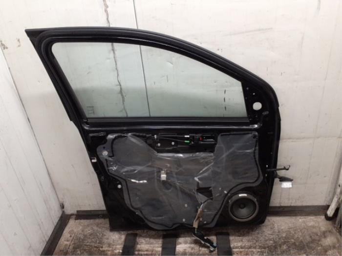 Drzwi lewe przednie wersja 4-drzwiowa z Suzuki Celerio (LF) 1.0 12V Dualjet 2019