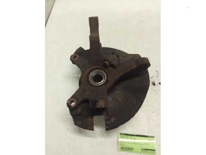 Achsschenkel rechts vorne Hyundai Getz 1.4i 16V - GETZ1