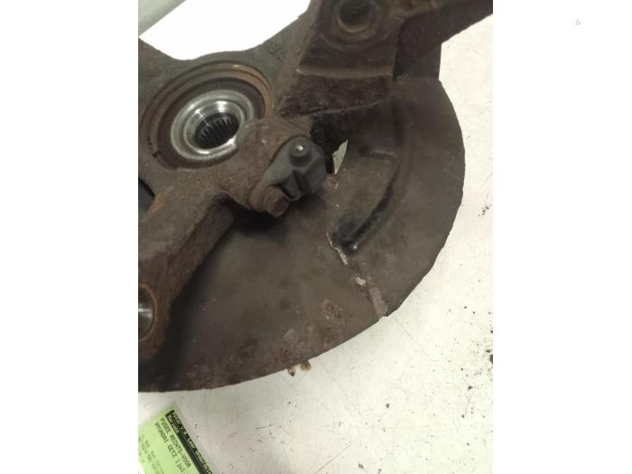 Achsschenkel rechts vorne Hyundai Getz 1.4i 16V - GETZ1
