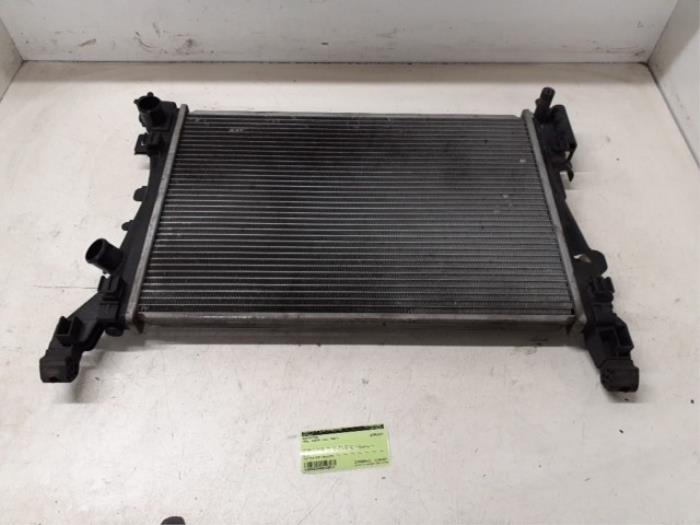 Usagé Radiateur Opel Corsa D 1.2 16V Prix € 35,00 Règlement à la marge proposé par Autodemontage van de Laar