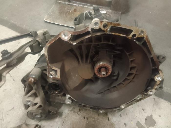 Gebrauchte Getriebe Opel Meriva (A) 1.8 16V Preis € 450,00 Margenregelung angeboten von Autodemontage van de Laar