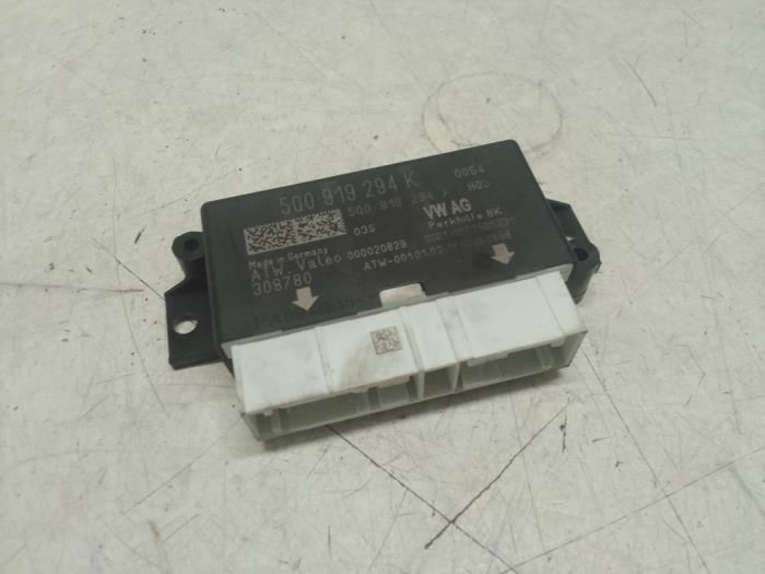 Begagnade PDC-modul Seat Leon (5FB) 1.4 TSI ACT 16V Pris € 40,00 Marginaltabell erbjuds av Autodemontage van de Laar