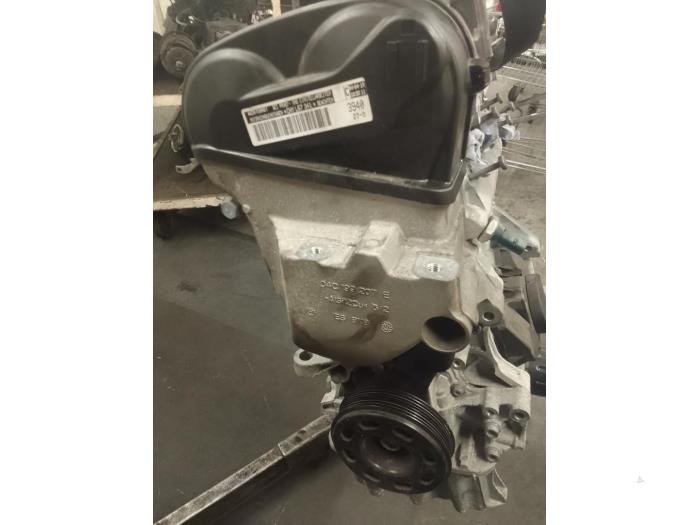 Engine from a Volkswagen Up! (121) 1.0 12V 60 2019