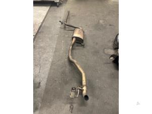 Auspuff Enddämpfer van een Volkswagen Passat Variant (3G5) 1.6 TDI 16V 2016
