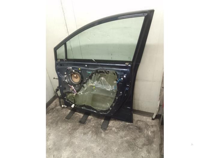 Front Door 4-door, Right Toyota Corolla Verso 1.8 16v Vvt-i Blauw 