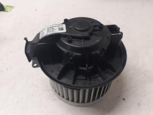 Used Heating and ventilation fan motor Volkswagen Up! (121) 1.0 12V 60 Price on request offered by Autodemontage van de Laar