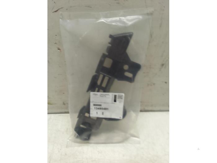 Front bumper bracket, left Opel Adam 1.4 16V Bi-Fuel Ecoflex - 13495491