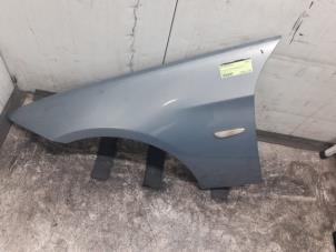Used Front wing, left BMW 3 serie Touring (E91) 320i 16V Price on request offered by Autodemontage van de Laar