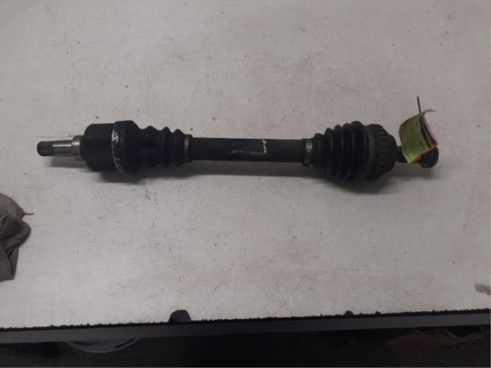 Gebrauchte Antriebswelle links vorne Citroen Berlingo 1.4 X,SX Preis € 50,00 Margenregelung angeboten von Autodemontage van de Laar