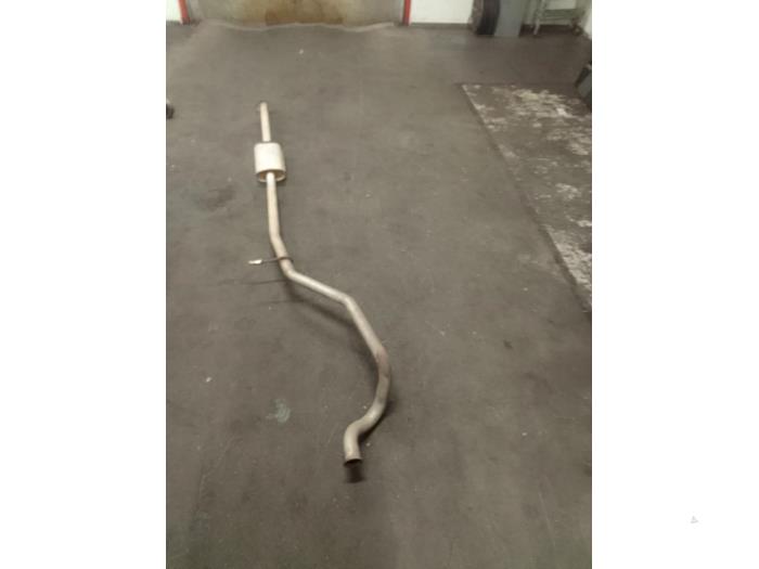 Gebrauchte Auspuff Enddämpfer Peugeot 206 SW (2E/K) 1.6 16V Preis € 50,00 Margenregelung angeboten von Autodemontage van de Laar