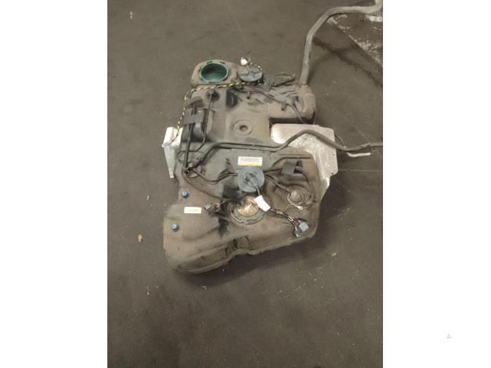 Tank från en Volvo S60 II (FS) 1.6 T3 16V 2011