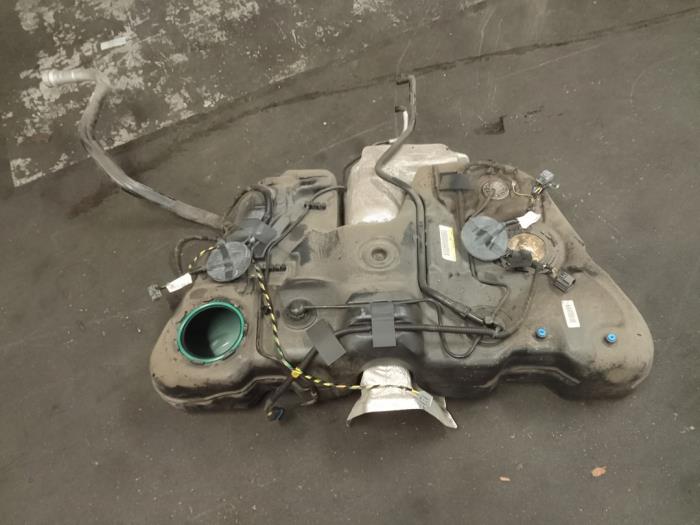 Begagnade Tank Volvo S60 II (FS) 1.6 T3 16V Pris € 150,00 Marginaltabell erbjuds av Autodemontage van de Laar